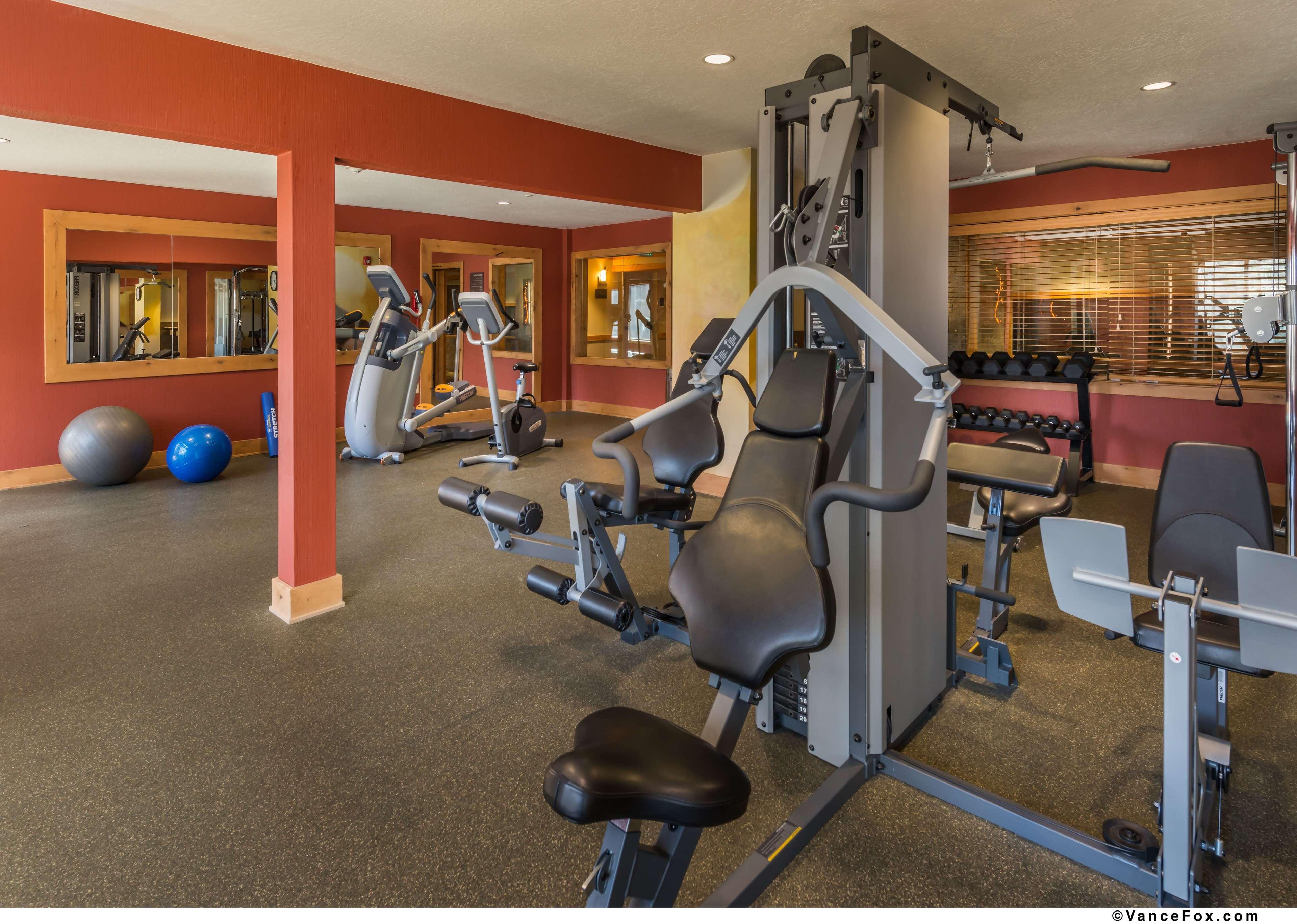 Best Western Plus Green Mill Village Hotel & Suites Arcola Esterno foto