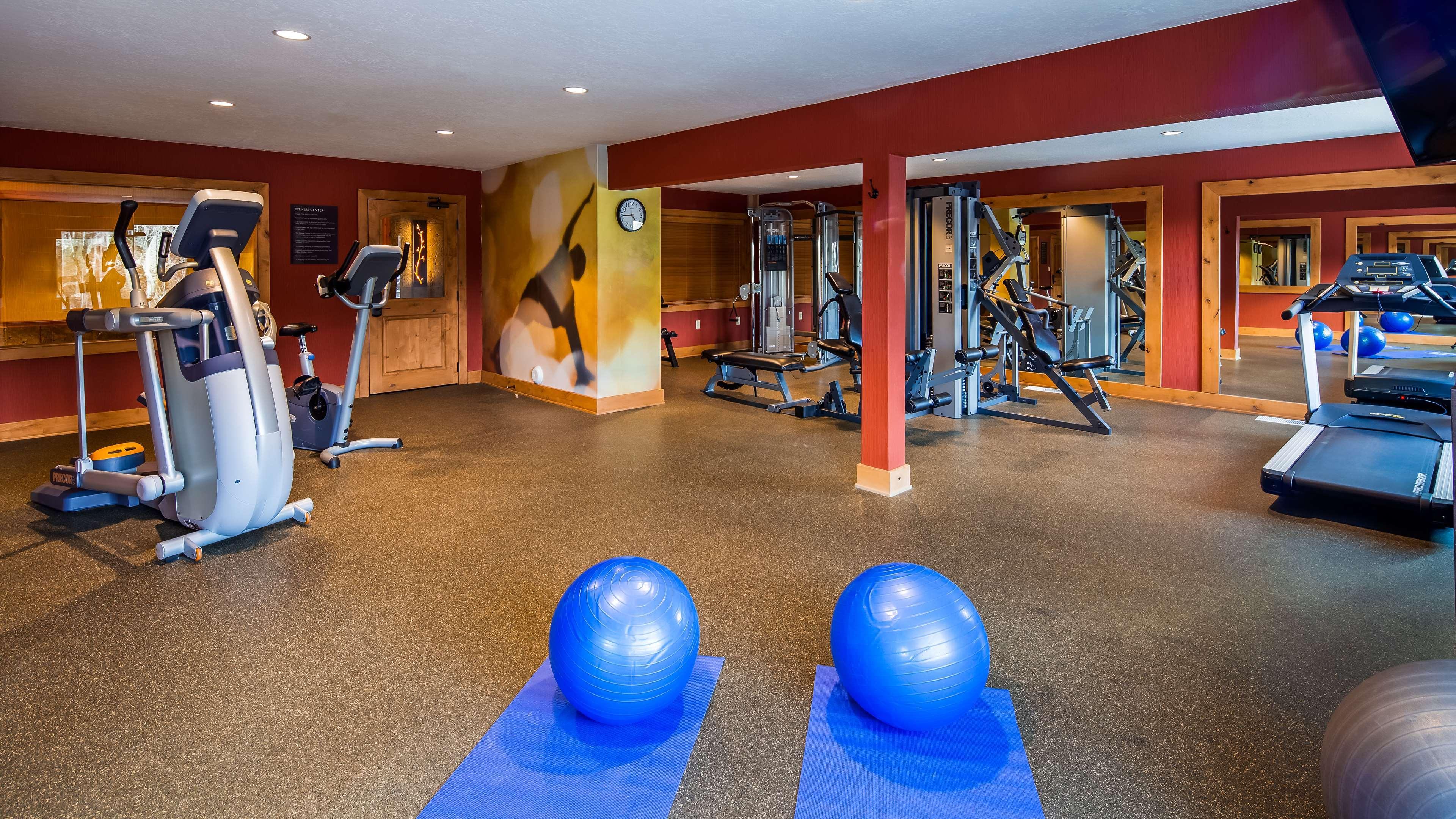 Best Western Plus Green Mill Village Hotel & Suites Arcola Esterno foto