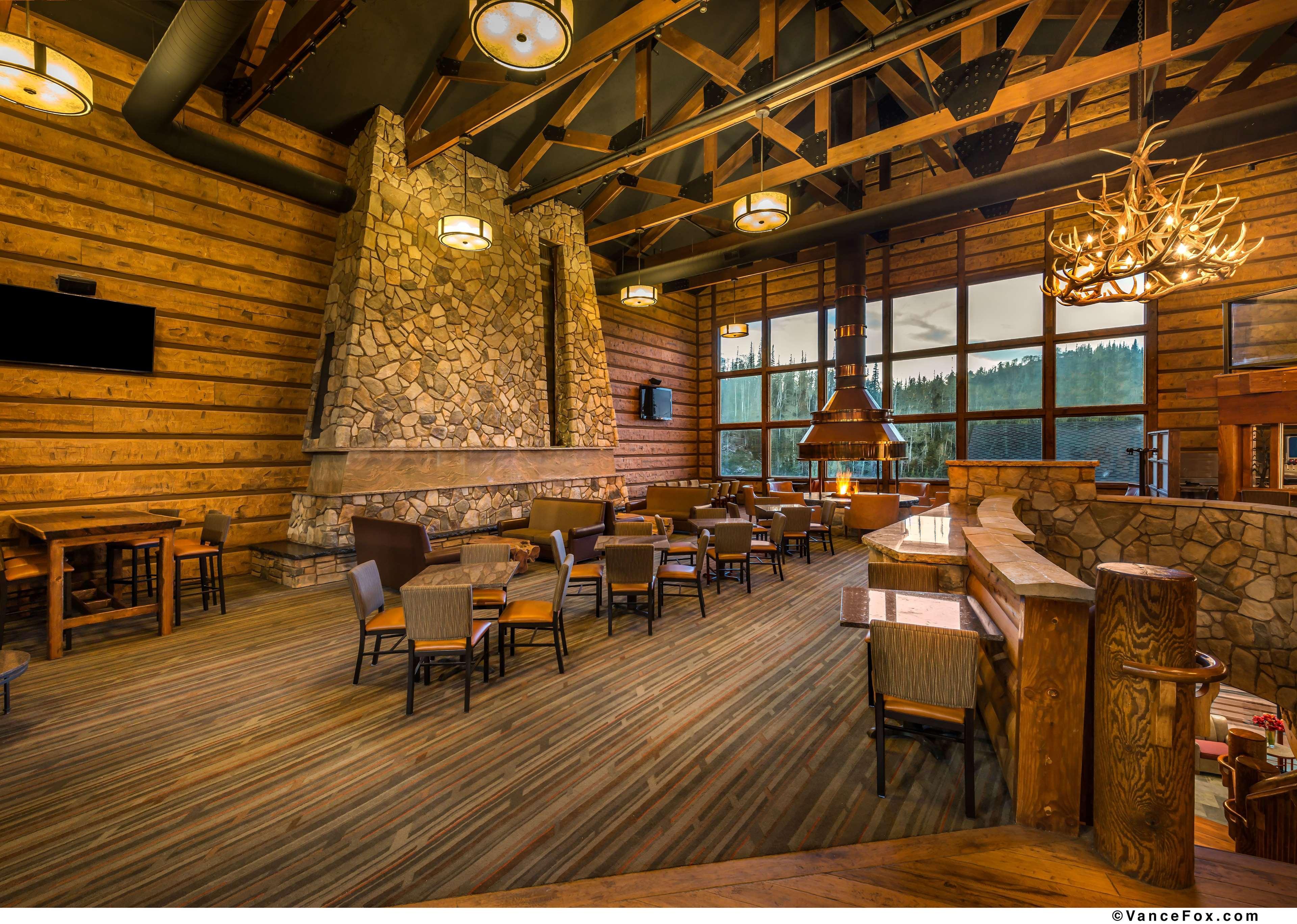 Best Western Plus Green Mill Village Hotel & Suites Arcola Esterno foto