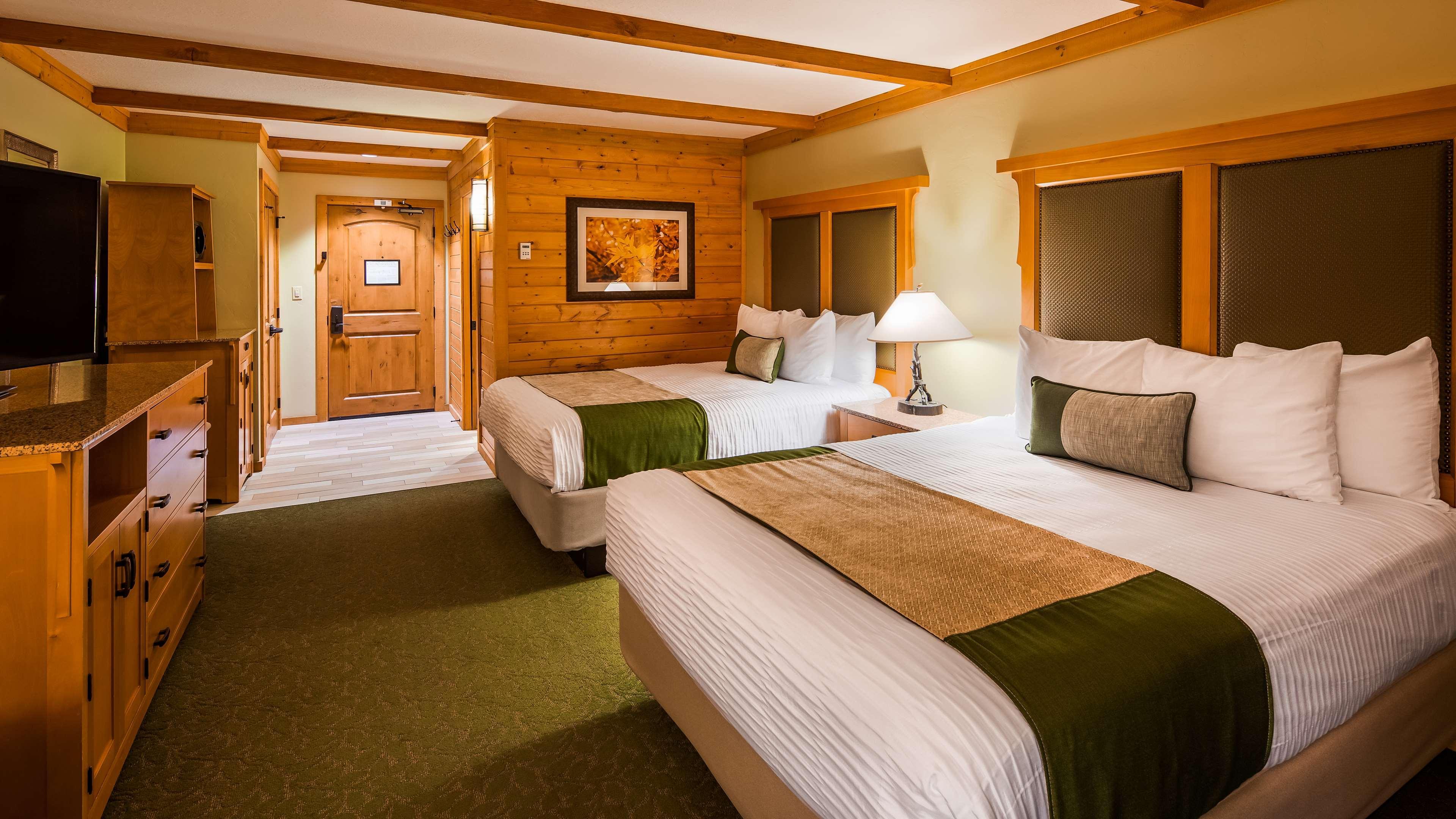 Best Western Plus Green Mill Village Hotel & Suites Arcola Esterno foto